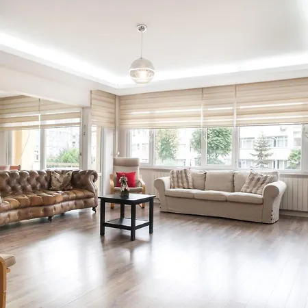 شقة And Vibrant Flat With Balcony In Besiktas *